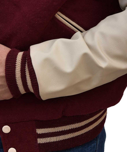 เสื้อแจ็คเก็ตวาร์ซิตี้สีแดงเลือดหมูและสีเบจสำหรับผู้ชาย ติดกระดุม สไตล์พรีปปี้ ผ้าผสมขนสัตว์และโพลีเอสเตอร์ เหมาะสำหรับใส่ในฤดูใบไม้ร่วง - Product Image 6