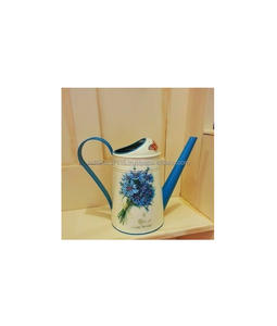 Bidon d'eau galvanisé peint en émail artistique idéal pour les maisons de campagne rustiques offrant beauté et fonctionnalité pour l'arrosage des plantes - Product Image 3