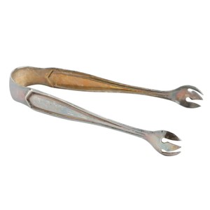Pince à sucre vintage plaquée argent avec extrémités à griffes, pince à glace, pince de service, outil de cuisine et de bar, idéale pour les fêtes et les buffets - Product Image 1