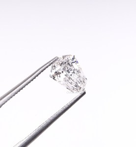 Diamant de laboratoire cultivé en laboratoire de 0,50 CT, 6,10 x 4,97 MM, taille unique, pureté E-F VVS, pour la vente en gros de bijoux - Product Image 3