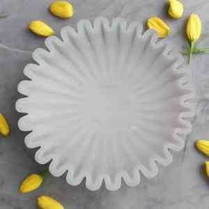 Cuenco Urli de Mármol Blanco Hecho a Mano con Diseño Floral - Product Image 4