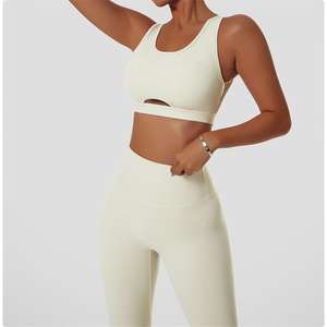 Soutien-gorge de sport pour femme, haute qualité, avec logo personnalisé, en tissu recyclé, pour yoga, gym et fitness, avec détails de couture au col, vêtements d'entraînement - Vente chaude - Product Image 1