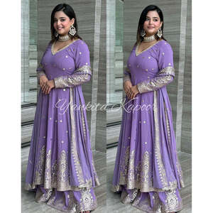 Vestido de Diseñador con Corte en A para Fiestas, Completamente Cosido, con Falda y Dupatta, Cintura Imperio - Product Image 3