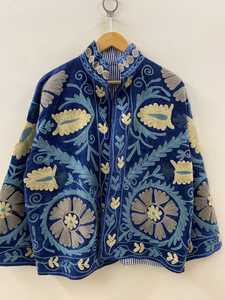 Chaqueta Tradicional de Arte Textil Bordada a Mano en Yute, TNT y Algodón, Estilo Suzani, Bohemia, Floral, Uzbeca, para Festivales y Bodas - Product Image 2