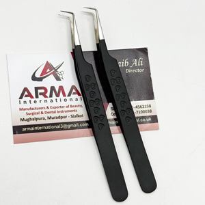 Cuchillo de Acero Inoxidable con Recubrimiento Negro Mate, Mango con Diseño de Corazón a 90 Grados, Punta Plateada Sostenible, Antimagnético - Product Image 2