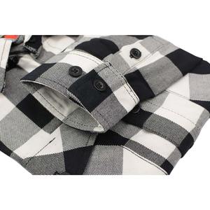 เสื้อเชิ้ตผ้าแฟลนเนลลายตารางสีดำขาวคุณภาพสูงสำหรับผู้ชาย แบรนด์ Urban Lumberjack ผลิตจากผ้าฝ้ายพรีเมียม สวมใส่สบาย เหมาะสำหรับทำงาน - Product Image 5