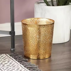 Cubo de Basura Metálico Ecológico de Lujo Moderno Premium con Detalles Lisos para Uso Interior/Exterior en Sala de Estar, Dormitorio, Cocina - Product Image 3