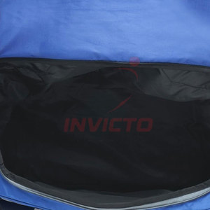 Bolsa de Lona Versátil con Espacio Interior Organizado, Accesorio de Viaje Confiable - Product Image 4