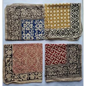Pañuelo bandana de algodón indio hecho a mano, pañuelo cuadrado con estampado floral bohemio para mujer - Product Image 3