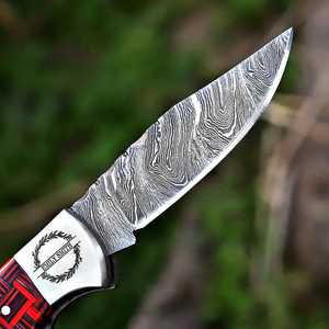 มีดล็อคแบ็ค Damascus EDC สำหรับล่าสัตว์ ขายส่งจำนวนมาก มีดพับพกพาสำหรับกิจกรรมกลางแจ้ง ด้ามไม้โมเสก คุณภาพระดับอุตสาหกรรม - Product Image 6