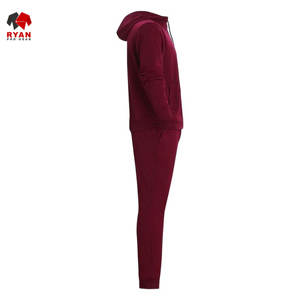 Chándal de diseño personalizado Ryan Pro Gear para hombre, tela cómoda y transpirable con logotipo personalizado, antiarrugas - Product Image 3