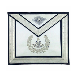 Tablier de Maître Ancien Maçon avec emblème brodé à la main en fils d'argent et large dentelle tressée argentée - Product Image 1