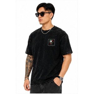 เสื้อยืดวินเทจสไตล์ย้อนยุคฟอกสีแบบแอซิดวอชสำหรับผู้ชาย คอกลม สตรีทแวร์ พร้อมโลโก้ด้านหน้า ผ้าฝ้าย 100% เป็นมิตรต่อสิ่งแวดล้อม - Product Image 2