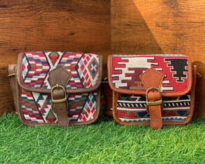 ใหม่ร้อนขาย Jacquard ทําด้วยมือของแท้หนังสลิงกระเป๋า Multi ใช้ใหม่วินเทจออกแบบกระเป๋า Crossbody ราคาถูกอัตราผลิตภัณฑ์จํานวนมาก - Product Image 3