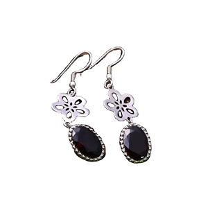 Pierre précieuse en grenat rouge naturel, forme ovale de 7.9 grammes, argent Sterling 92.5 de 2.2 pouces de Long, qualité supérieure, vente en gros - Product Image 1