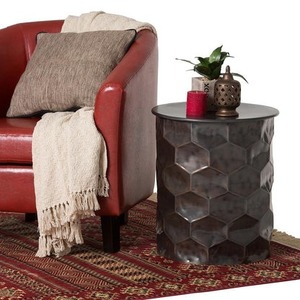 Table basse moderne en métal de style industriel avec design texturé hexagonal pour le mobilier de salon - Product Image 2