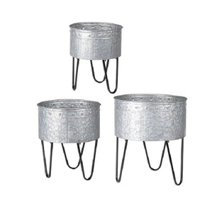 Ensemble de trois jardinières métalliques les plus vendues pour l'extérieur, la ferme, le jardin, l'entrée, la décoration de mariage, faites à la main, taille personnalisable - Product Image 1