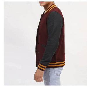 Chaqueta universitaria de diseño personalizado de primera calidad, la más popular, hecha a medida con mangas de cuero y fibra de lana. - Product Image 3