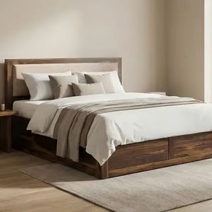 Lit avec pied de lit intégré, taille King Size, cadre de lit en bois luxueux, fabrication artisanale, dessus en bois massif, haut de gamme, sculpté à la main, pour chambre à coucher - Product Image 1