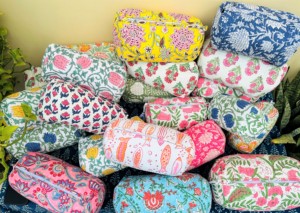 Large Reusable Vintage Eco-Friendly Water Resistant Cotton Quilted Floral Block Printed Handmade Cosmetic Makeup Bag Zipper Gift - Product Image 1