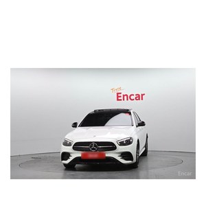 Mercedes-Benz E350 4MATIC AMG Line Clase E 2023 con Volante a la Izquierda, Caja de Cambios Automática, Asientos de Cuero, Cámara Trasera - Product Image 3