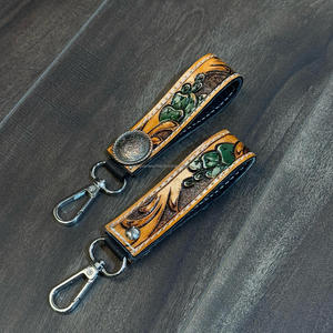 Venta al por mayor promocional de mano de cuero de muñeca llavero de alta calidad de cuero genuino llavero de Metal Concho regalo de promoción - Product Image 5