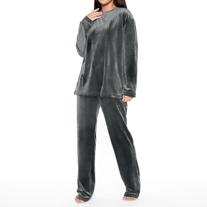 Ensemble de vêtements de nuit décontractés pour femmes, gris, à manches longues, col rond, coupe ample, couleur unie, hiver - Product Image 4