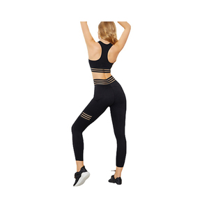 Ensemble de yoga personnalisé pour femmes grandes tailles, 2 pièces, haut court à capuche à manches longues, leggings taille haute au genou avec passe-pouce, tissu doux, vêtements de sport - Product Image 6