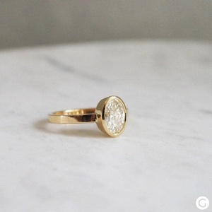 Anillo Solitario de Diamante Ovalado de 1.02 CT Cultivado en Laboratorio Signet para Mujer, Oro Sólido de 14K, Regalo de Boda o Compromiso para Enamorados - Product Image 4