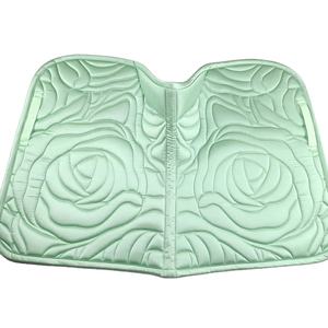 Sous-selle tout usage personnalisée en coton respirant et léger avec doublure en polaire – Équipement équestre - Product Image 1