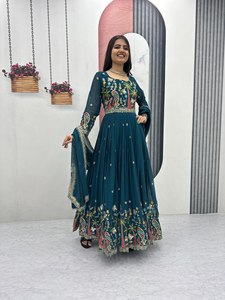 ชุดสูทงานปักผ้า Georgette sequnce - Product Image 3