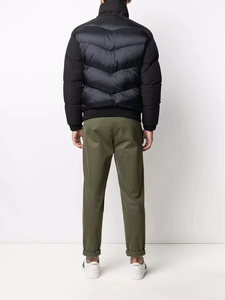 Chaqueta de Plumón Acolchada para Hombre, Diseño Personalizado OEM, Nueva Moda, Cierre con Botones a Presión y Cremallera, Abrigo Cálido - Product Image 3