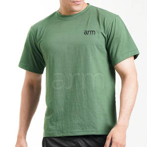 Camisetas de gimnasio para hombre de material duradero y cómodo, camisetas de gimnasio para hombre de color sólido, hechas en Pakistán. - Product Image 4