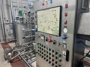 Machine de pasteurisation de jus en acier inoxydable, équipement de traitement de jus de fruits, système d'unités industrielles de pasteurisation de boissons - Product Image 2