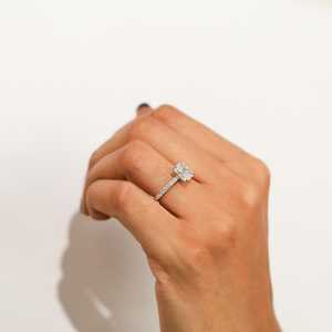Bague de fiançailles solitaire en diamant de laboratoire taille émeraude, avec bande émeraude, en platine/or blanc massif 18K/14K/10K, bijoux fins - Product Image 4