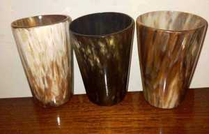 Verre en corne poli de haute qualité, style moderne décoratif, écologique, finition artisanale premium, design personnalisé, décoration pour la maison et les mariages - Product Image 3