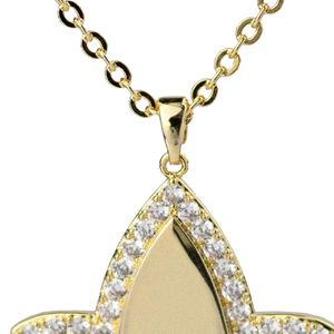 Collier Pendentif Feuille en Cristal Doré avec Bordure en Strass Transparent, Chaîne Fine, Charme Botanique Élégant, Bijoux de Mode pour Femme, Idéal pour les Fêtes - Product Image 5