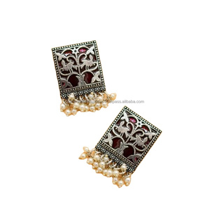 Pendientes de rubí de moda para mujer de tendencia de hierro, Pendientes colgantes de novia chapados en oro de latón de estilo bohemio - Product Image 1