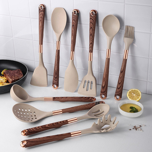 Juego de Utensilios de Cocina de Silicona Antiadherentes Multiusos de 10 Piezas, Acabado Elegante, Aptos para Lavavajillas, Ligeros, para una Cocina Saludable y Moderna - Product Image 5