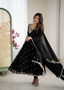 Women Ethnic Motifs Embroidered Anarkali Kurta with Leggings & Dupatta - Product Image 5