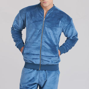 Ensemble de survêtement pour homme en velours bleu premium, veste zippée décontractée et pantalon de jogging, style streetwear chaud pour l'hiver. - Product Image 3