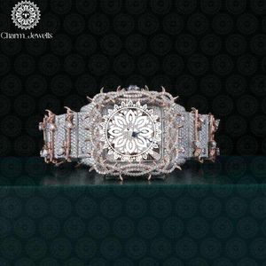 Charm_Jewells Montre à quartz analogique carrée de luxe pour femme avec cadran ajouré et fenêtre en cristal saphir, bracelet en acier inoxydable - Product Image 1