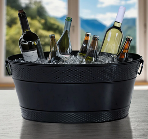 Moderna Cubitera Ovalada Negra Mate con Acabado Martillado, Cubeta Grande de Metal para Cerveza, Vino y Hielo con Asas Laterales para Bares y Restaurantes - Product Image 5