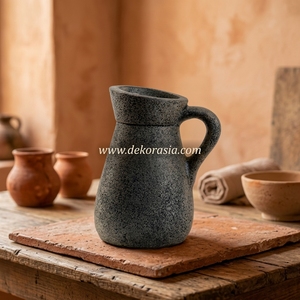Vase-pichet Rustique en Terre Cuite Gris Foncé Roso M, Urne Décorative en Céramique Faite à la Main pour Table, Vente en Gros - Product Image 3
