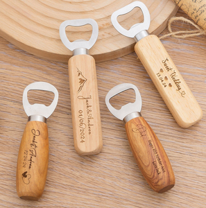 Ouvre-bouteille en bois personnalisé avec poignée en acier inoxydable, gravure personnalisée pour cadeaux de mariage et cadeaux de fête - Product Image 4
