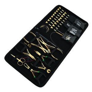 Kit d'outils tout-en-un pour extensions capillaires avec ouvre-anneaux micro, pince de fermeture, applicateur de bandes adhésives, enfile-boucles, peigne à queue et fixation Velcro - Product Image 1