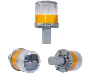 Balise lumineuse solaire LED étanche clignotante ambre pour cône de signalisation, lumière d'avertissement clignotante - Product Image 1