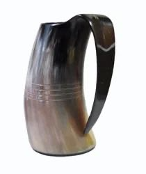 Mug en corne traditionnel de qualité supérieure avec poignée, tasse à boire d'inspiration viking pour boissons froides, disponible au prix d'usine - Product Image 5