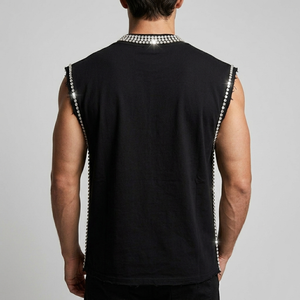 Camiseta sin mangas con estampado gráfico personalizado DTG, 100% algodón jersey, tela suave, estilo vintage, con pedrería, unisex. - Product Image 4