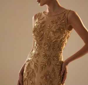 ชุดราตรีปักเลื่อมทองแบบสั่งทำพิเศษสำหรับผู้หญิง แขนกุด ยาว ประดับด้วยลูกปัดอย่างหรูหรา มีจำหน่ายจำนวนมาก - Product Image 1